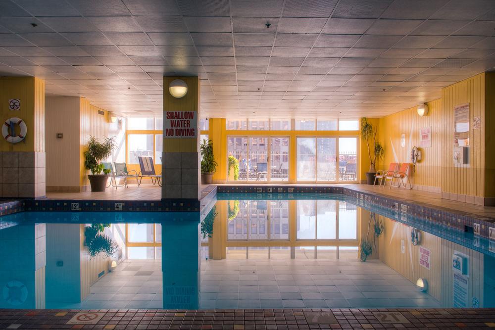 Four Points By Sheraton Windsor Downtown Exteriör bild