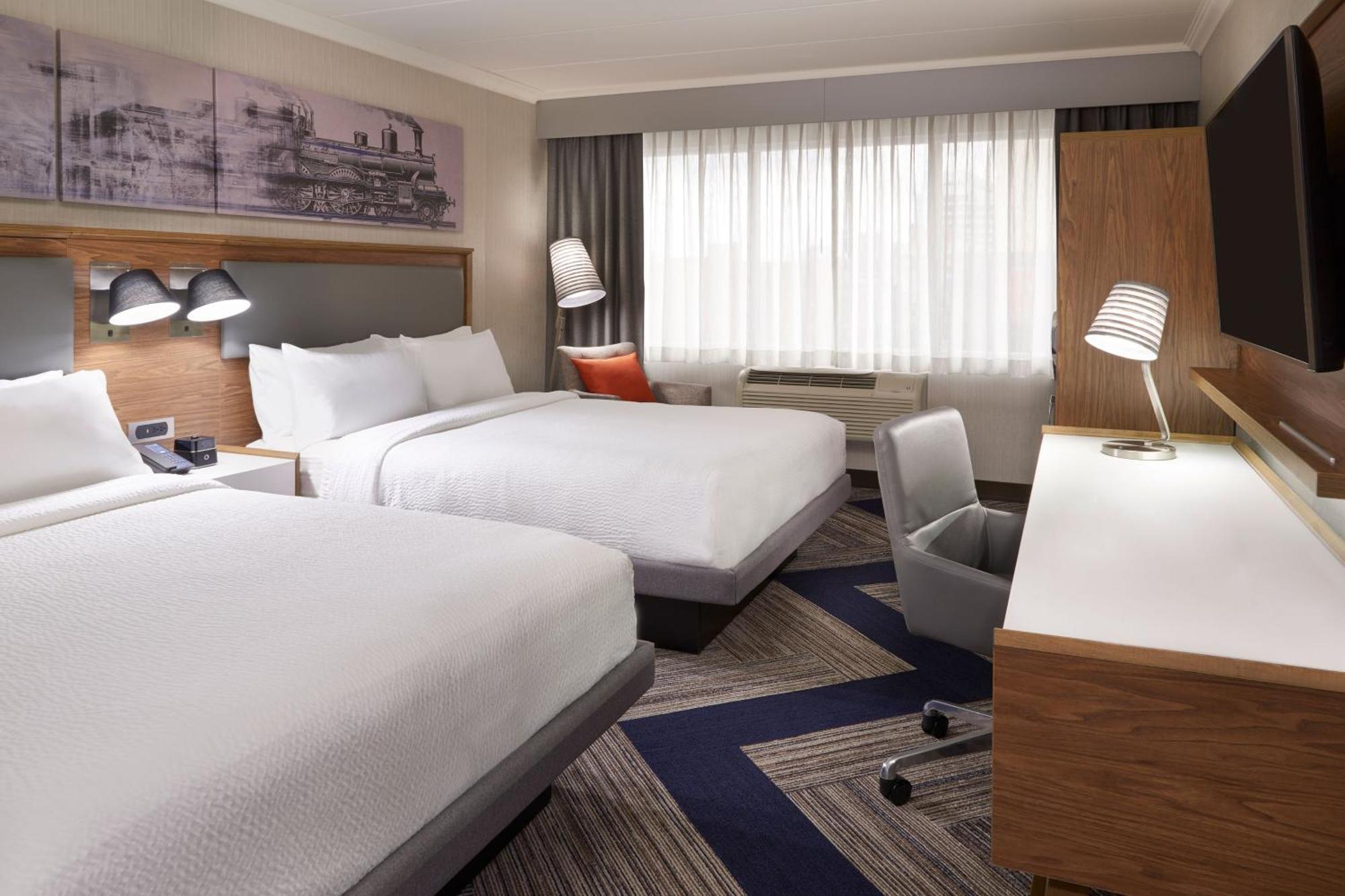 Four Points By Sheraton Windsor Downtown Exteriör bild